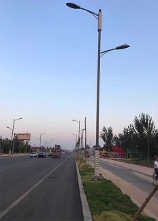 LED路灯灯杆